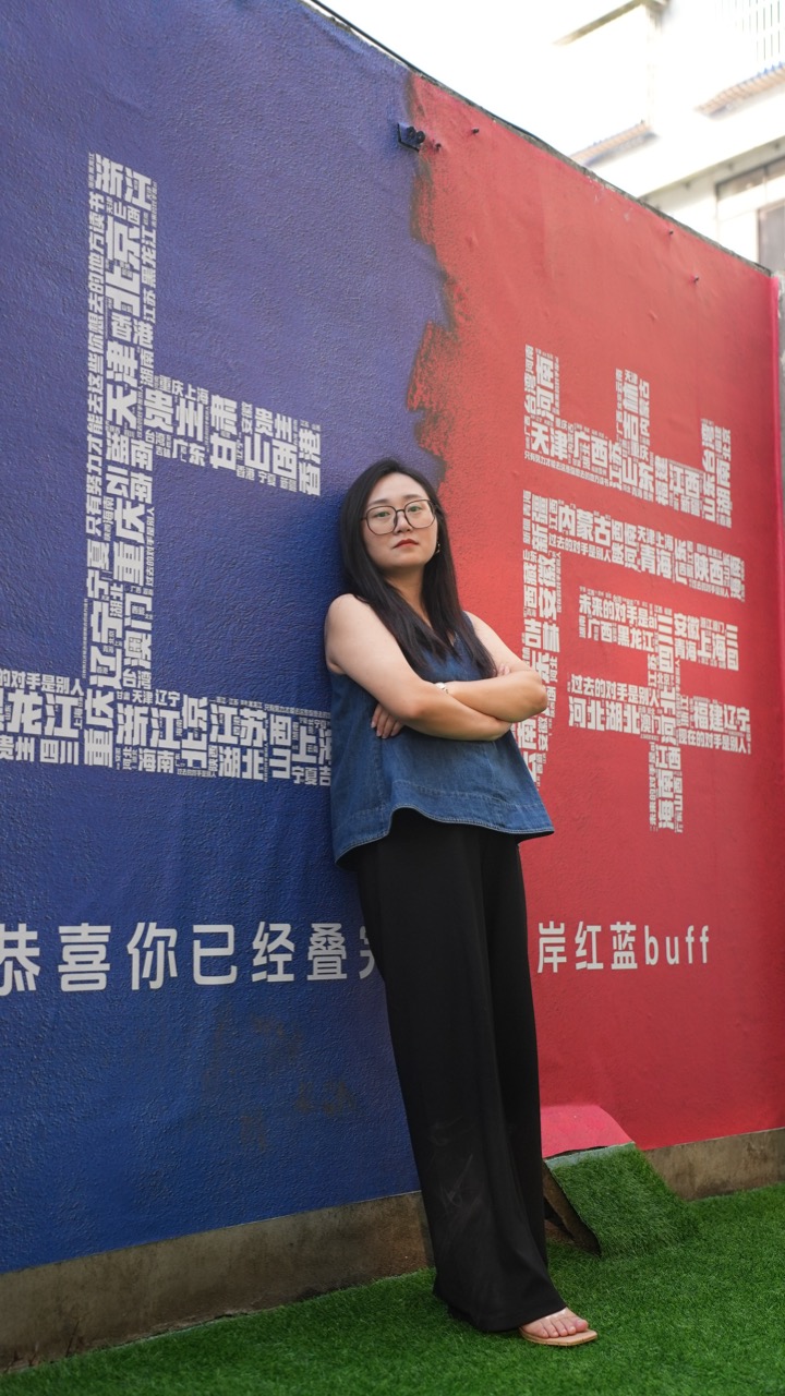 四月老师人物片位